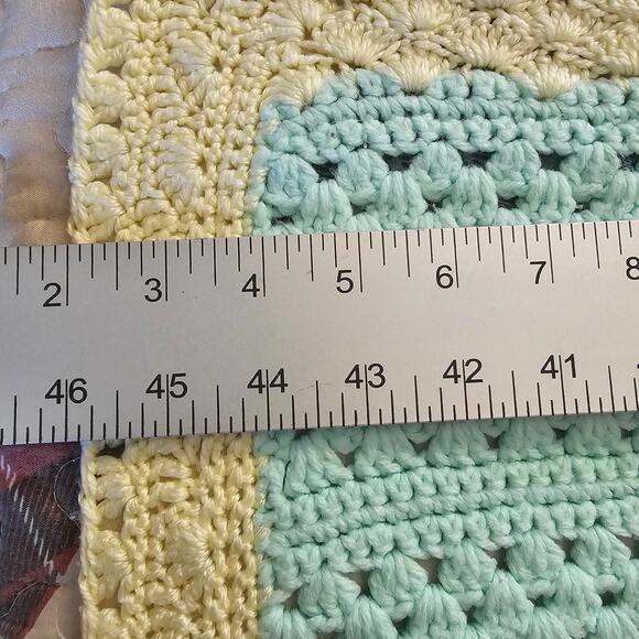 CROCHET Afghan Blanket Teal Blue Yellow Baby Small 44" x 32" Scalloped GIFT - Picture 6 of 8
